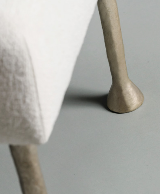 Albina Bench