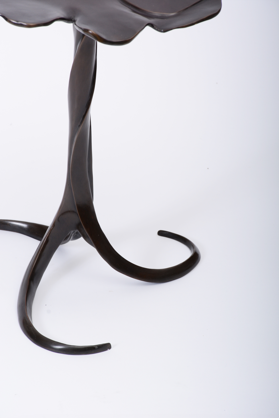 PANSY SIDE TABLE