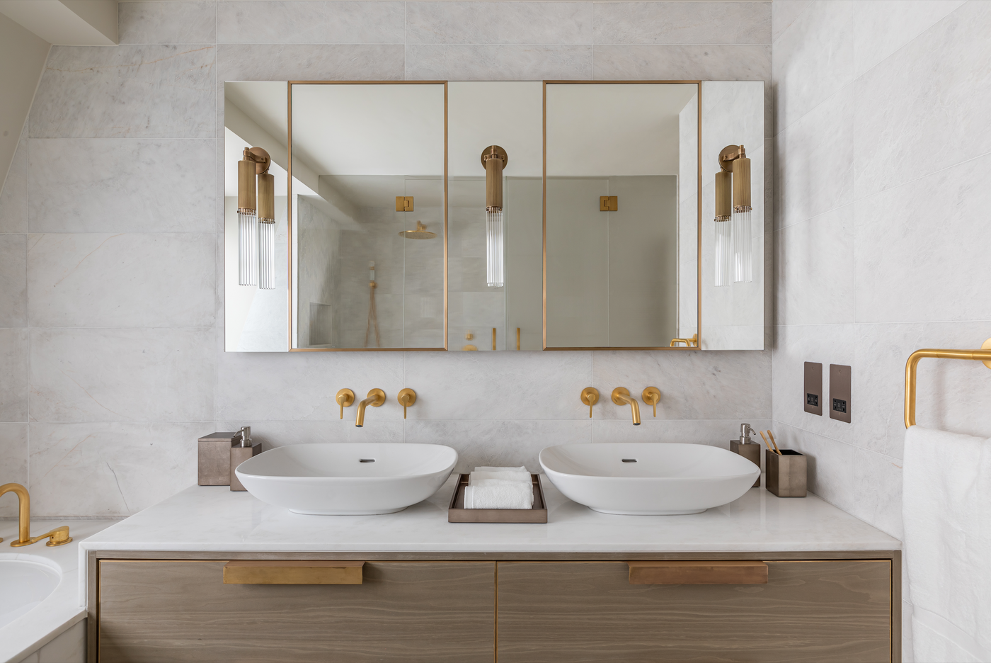 Kensington Medium Tray - Taupe