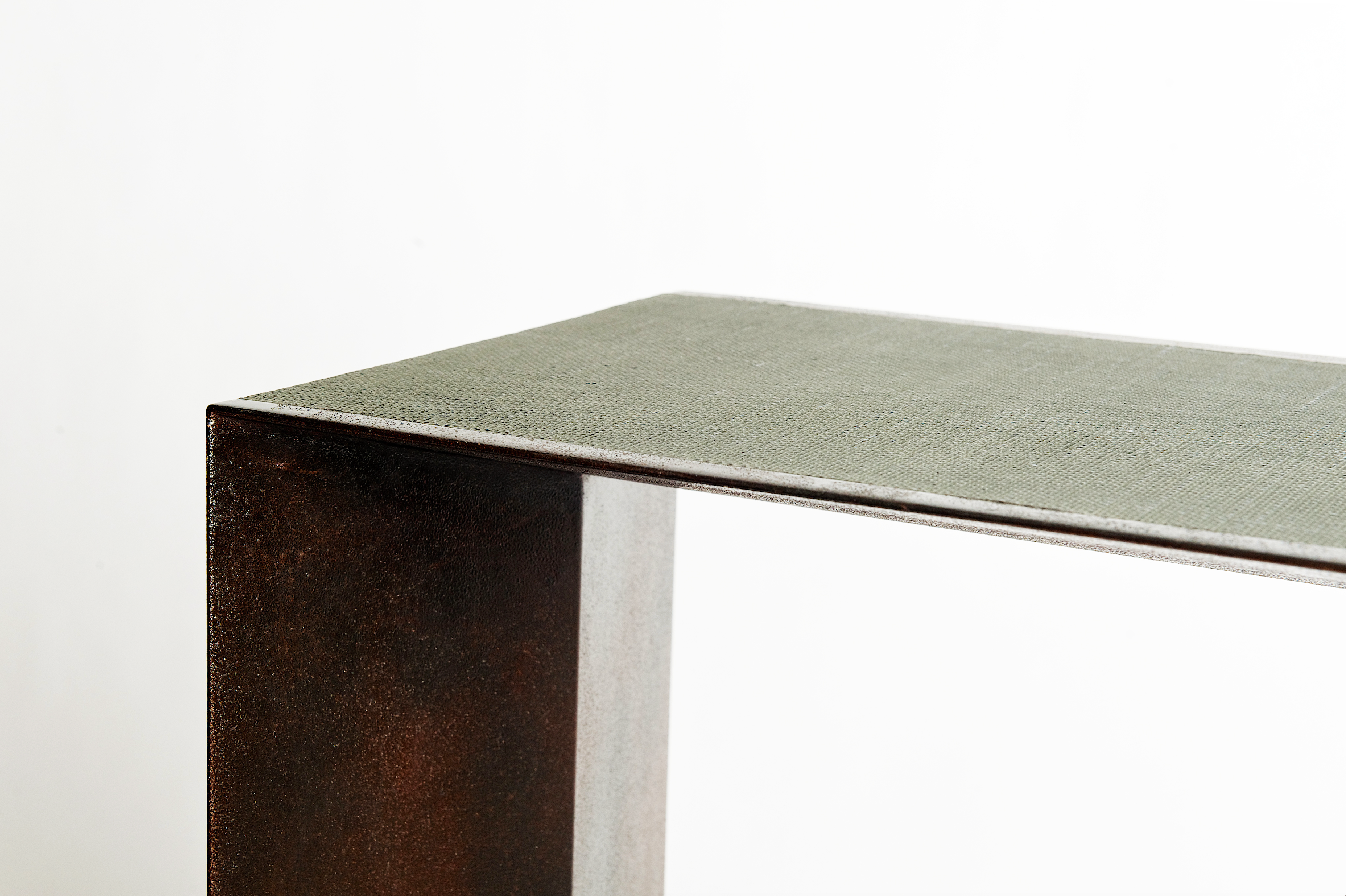 Wing Console